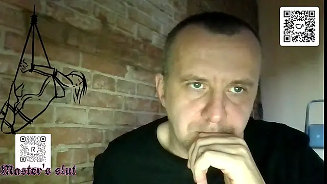 Snapshot of MrWhitePL chatting on November 5, 1:44 pm MrWhitePL online show from November 5, 1:44 pm