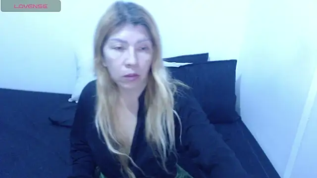 Dulce-Bella online show from March 3, 3:29 pm