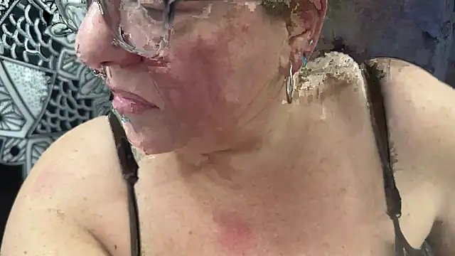 Miss Phat Booty online show from December 20, 2:52 am