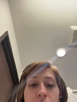 Snapshot of Venusgotdabooty chatting on February 21, 1:22 am Venusgotdabooty online show from February 21, 1:22 am