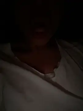 Aestheticsgirl online show from May 2, 11:43 pm