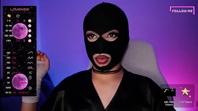 Snapshot of Bigfemblue chatting on January 17, 3:12 am Bigfemblue online show from January 17, 3:12 am