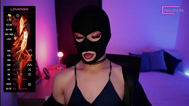 Snapshot of Bigfemblue chatting on March 16, 2:32 am Bigfemblue online show from March 16, 2:32 am