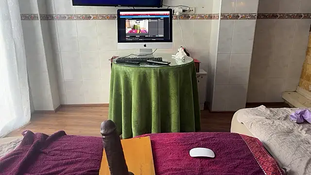 pinkgirls18 online show from December 22, 9:22 am