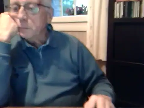 Snapshot of johnjohn622662 chatting on November 7, 4:18 pm johnjohn622662 online show from November 7, 4:18 pm