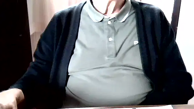 johnjohn622662 online show from June 12, 2:16 pm