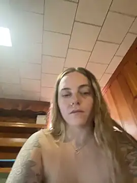 jaseyrae online show from March 7, 8:55 pm