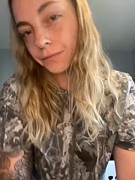 jaseyrae online show from July 25, 4:15 pm
