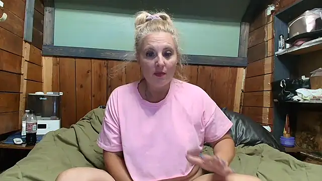 lisaxlovexxx online show from July 9, 8:24 pm