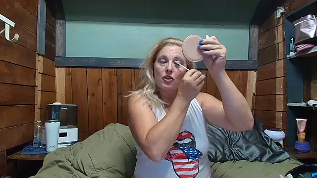 lisaxlovexxx online show from July 12, 8:11 pm
