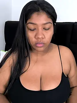 Snapshot of paola091 chatting on March 9, 11:03 am paola091 online show from March 9, 11:03 am