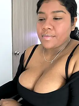 Snapshot of paola091 chatting on October 7, 9:12 pm paola091 online show from October 7, 9:12 pm