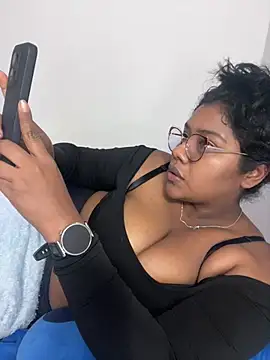 paola091 online show from July 27, 3:02 am