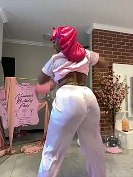 CurvyDesire1 online show from April 28, 6:18 am