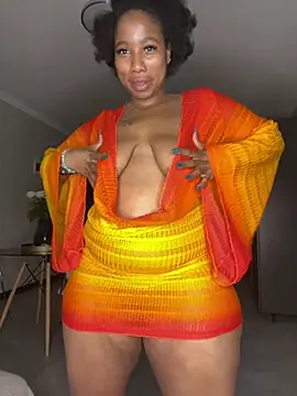 CurvyDesire1 online show from July 29, 8:29 pm