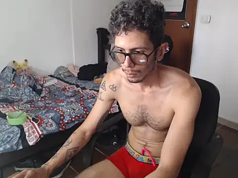 alisterxxx online show from July 8, 2:43 pm