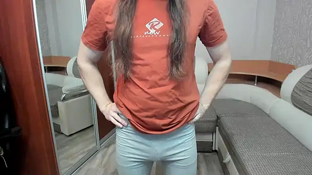 Marrymepls online show from December 4, 8:28 pm