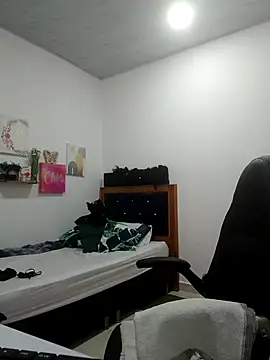 BustyMilf  online show from October 29, 2:19 pm