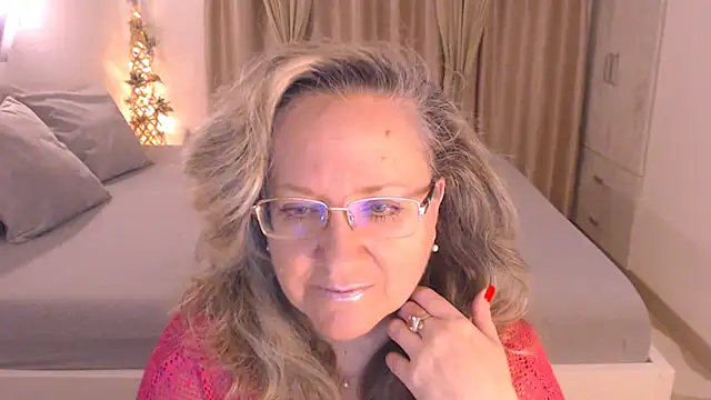 Raisshy online show from November 21, 5:44 pm