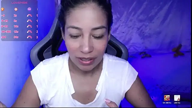 ninatiny online show from February 22, 12:23 am