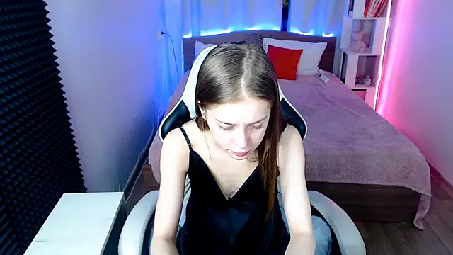 Kira honeyy online show from January 23, 2:17 pm