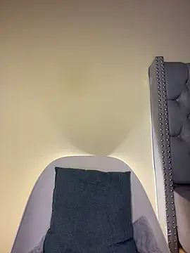 KIARAPRETTY online show from July 1, 3:19 am