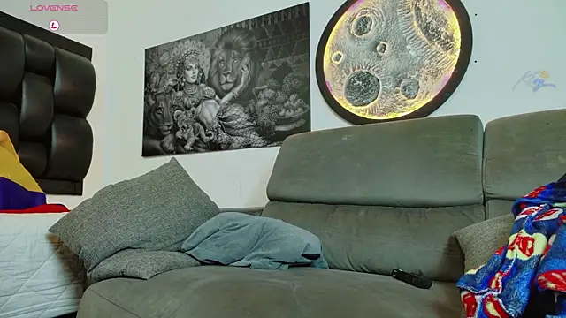 BenjaminCooperk online show from June 18, 7:41 am