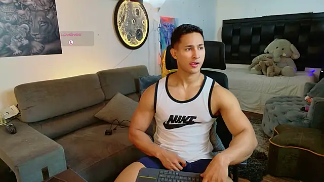 BenjaminCooperk online show from July 16, 7:58 am
