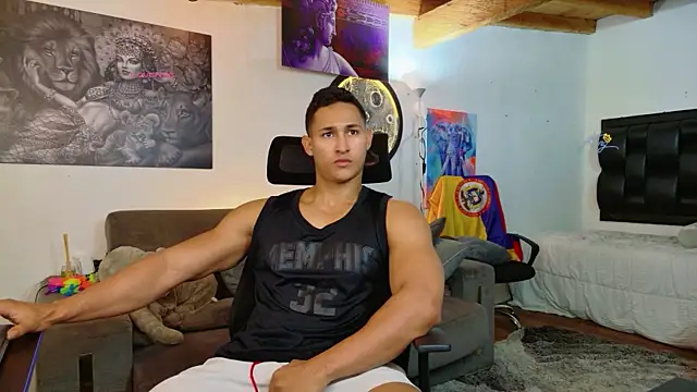 BenjaminCooperk online show from July 24, 4:21 am