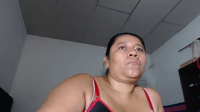 Snapshot of adrixxx38 chatting on November 24, 2:06 pm adrixxx38 online show from November 24, 2:06 pm