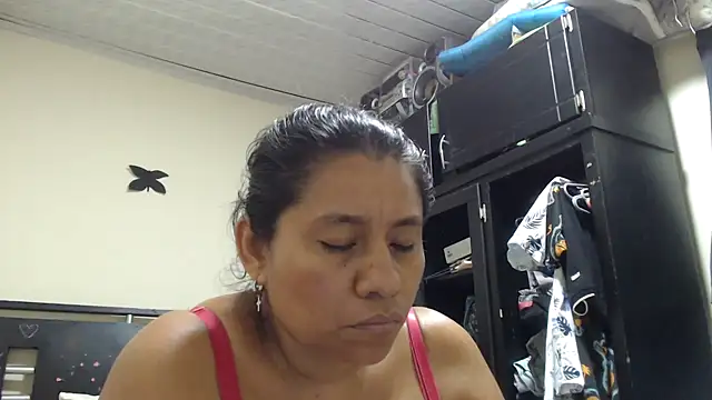 adrixxx38 online show from June 6, 6:51 am