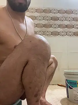 RomanticAdvance555 online show from April 4, 9:01 pm