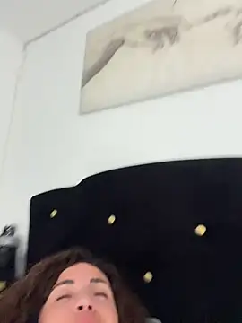 Clara-xoxo online show from July 3, 8:54 am