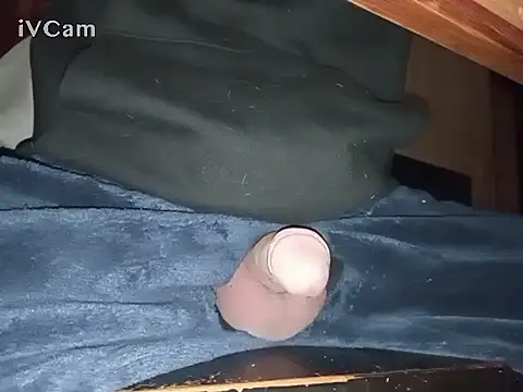 Snapshot of Bigdick666cm chatting on December 26, 1:51 am Bigdick666cm online show from December 26, 1:51 am