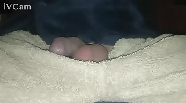 Snapshot of Bigdick666cm chatting on February 27, 3:25 am Bigdick666cm online show from February 27, 3:25 am