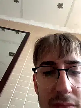 Snapshot of Troycm chatting on October 8, 1:53 pm Troycm online show from October 8, 1:53 pm