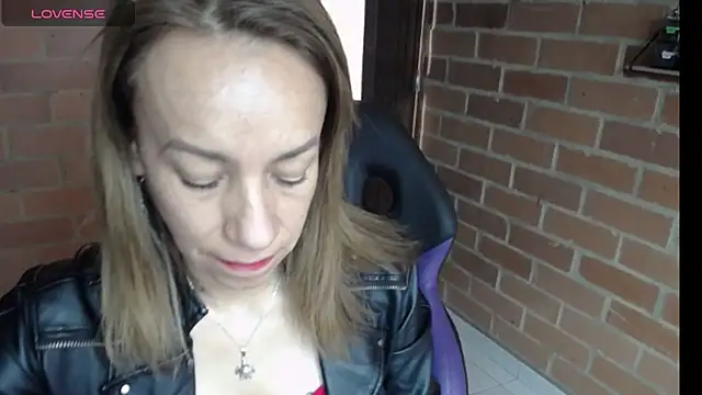 cristin doll  online show from April 27, 2:04 pm