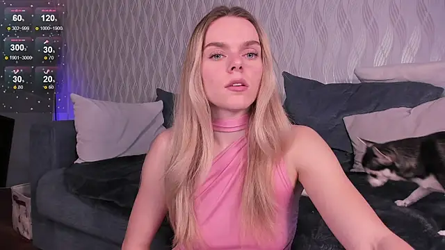 CharliSweet online show from February 13, 1:29 pm