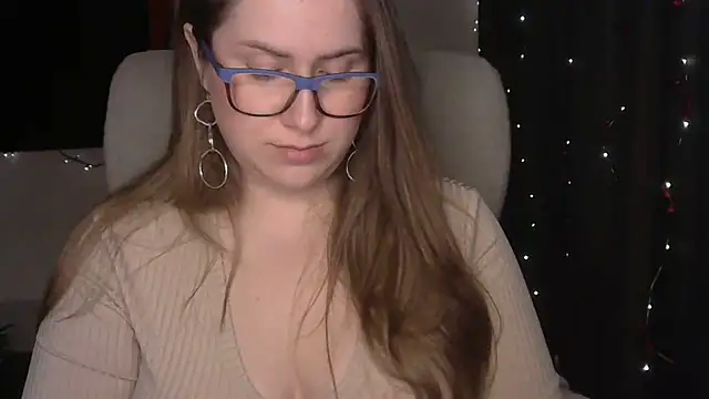 SeasonalSomeone online show from January 7, 10:01 pm