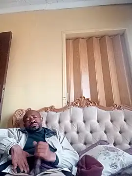 Snapshot of Ogmelo chatting on June 4, 2:12 pm Ogmelo online show from June 4, 2:12 pm