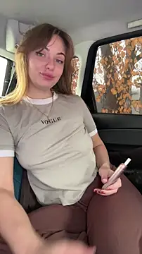 Snapshot of Night_dreams chatting on November 8, 8:14 am Night dreams online show from November 8, 8:14 am