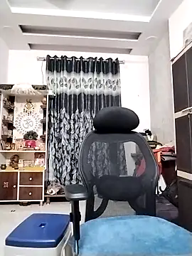 Snapshot of hotindianstud chatting on October 22, 12:27 pm hotindianstud online show from October 22, 12:27 pm