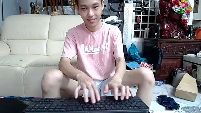 andrewooi online show from January 5, 9:15 am