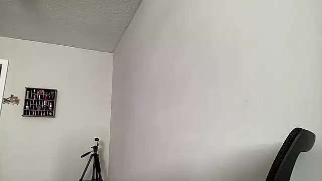 Snapshot of Creamesensation chatting on December 15, 6:34 pm Creamesensation online show from December 15, 6:34 pm