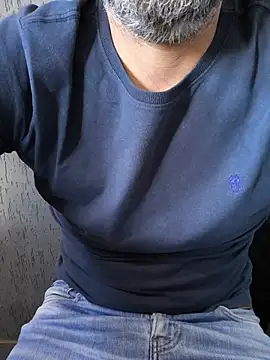 Leo Big online show from July 21, 4:42 pm