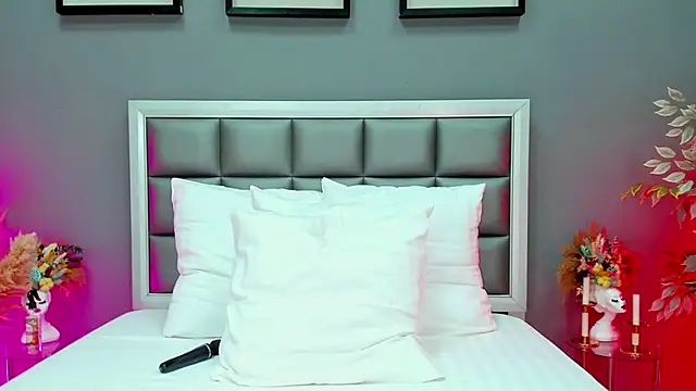 Snapshot of Rachel_Quinn_ chatting on March 6, 4:41 am Rachel Quinn online show from March 6, 4:41 am