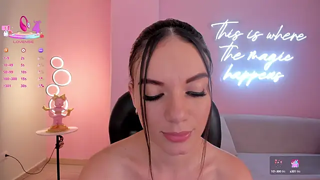 MorganHicks online show from March 15, 10:44 pm