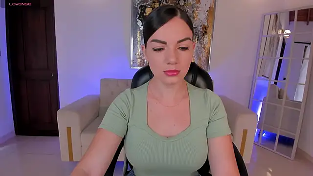 MorganHicks online show from November 25, 7:47 pm