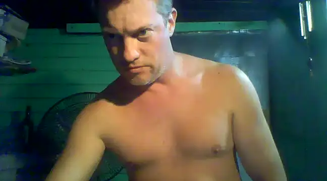 Snapshot of Alvaro2017 chatting on January 15, 5:29 am Alvaro2017 online show from January 15, 5:29 am