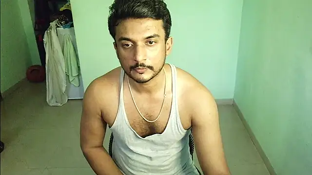 Snapshot of daringcutie chatting on November 6, 8:59 am daringcutie online show from November 6, 8:59 am